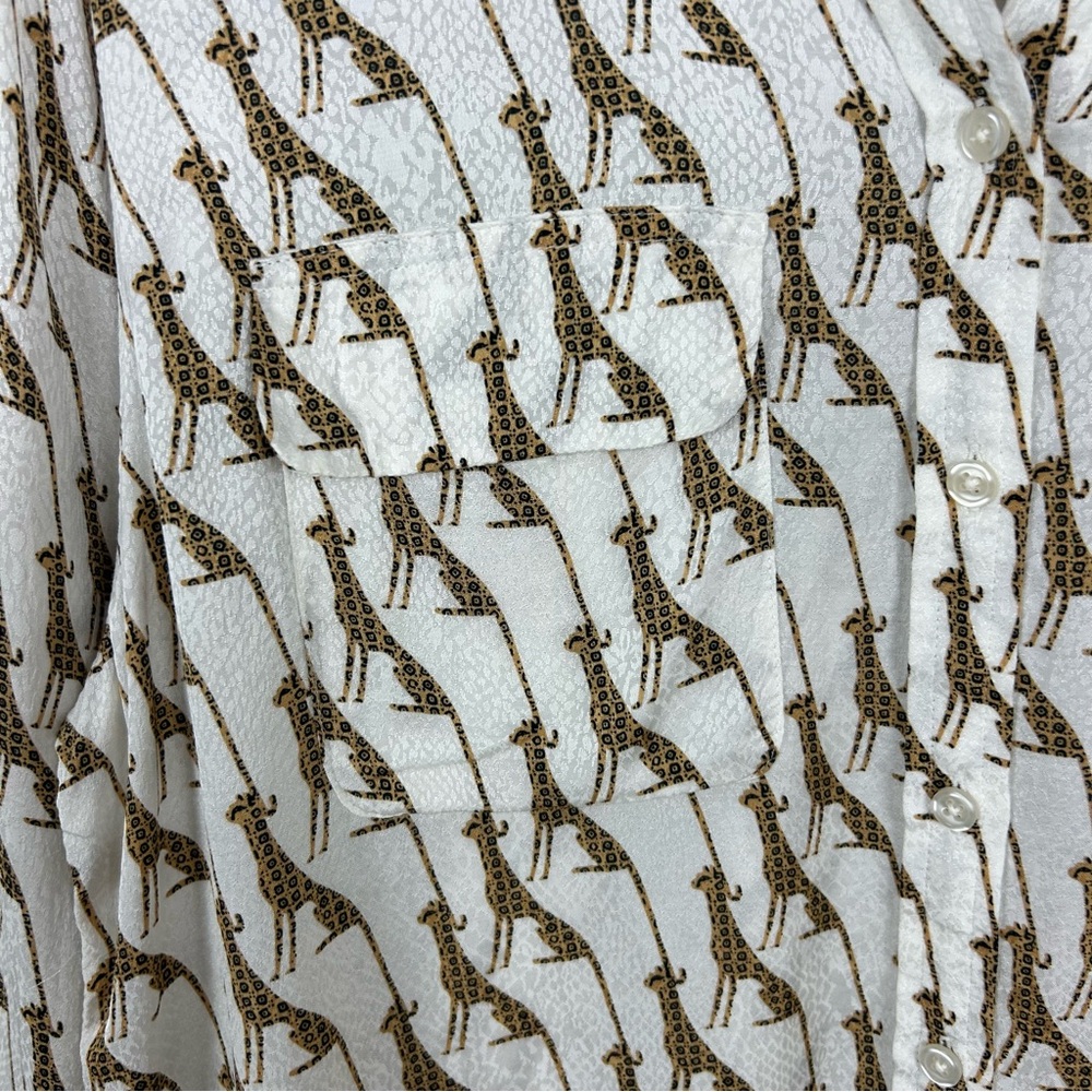 Chico’s Leopard Animal Patterned Button Down Shir… - image 10